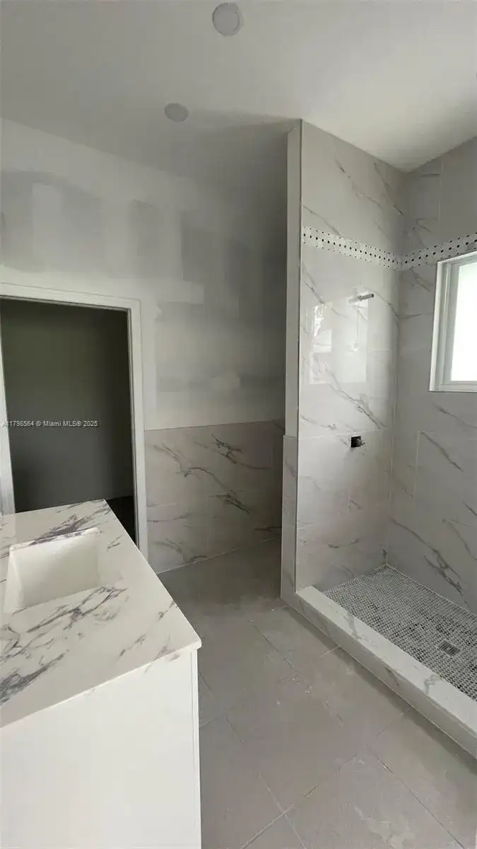 640 SW 12th Ave, Homestead FL 33030 photo 3