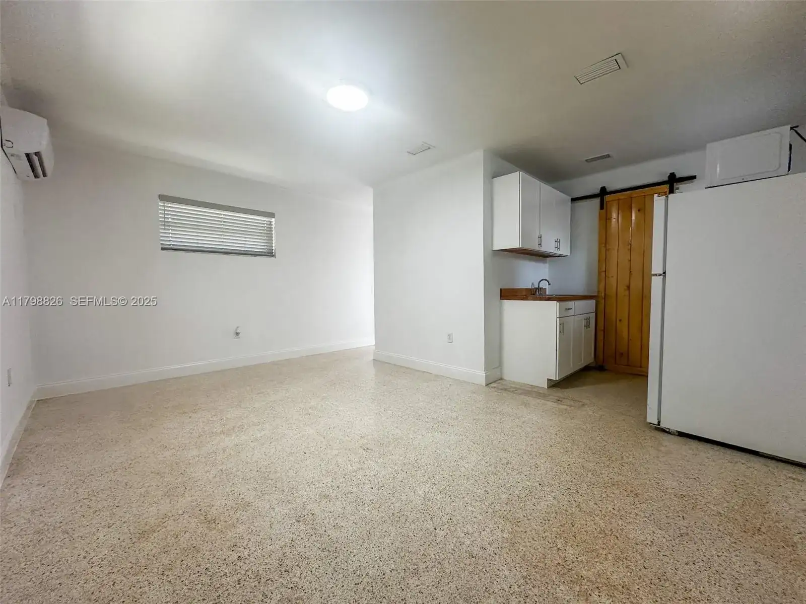 2815 NW 88th St # 3, Miami FL 33147 photo 5