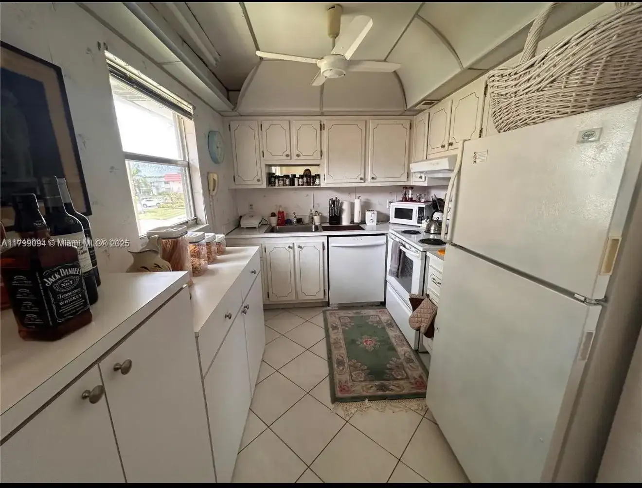 92 Saxony B # B, Delray Beach FL 33446 photo 4
