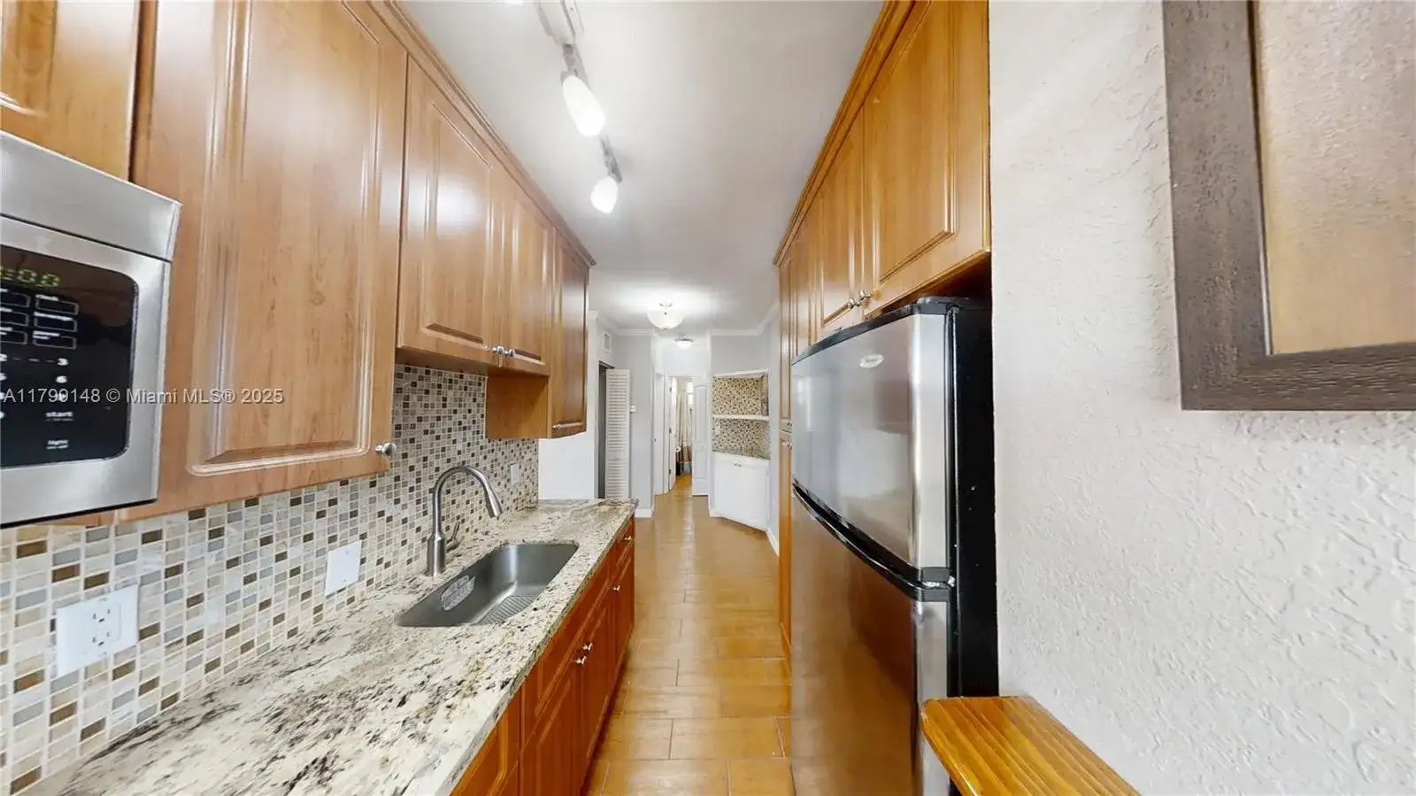 8101 Abbott Ave # 8, Miami Beach FL 33141 photo 5