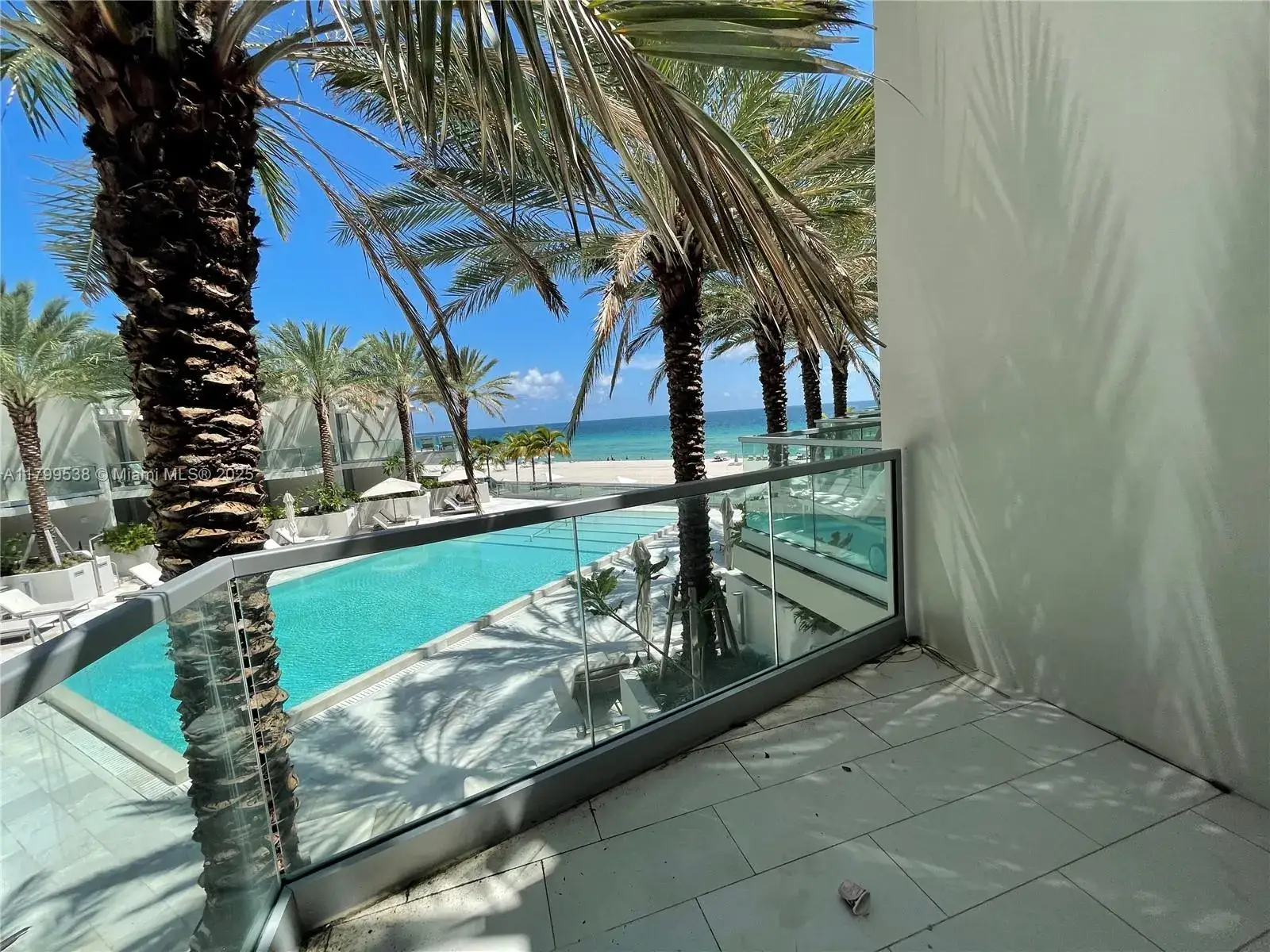 18501 Collins Avenue # 27, Sunny Isles Beach FL 33160