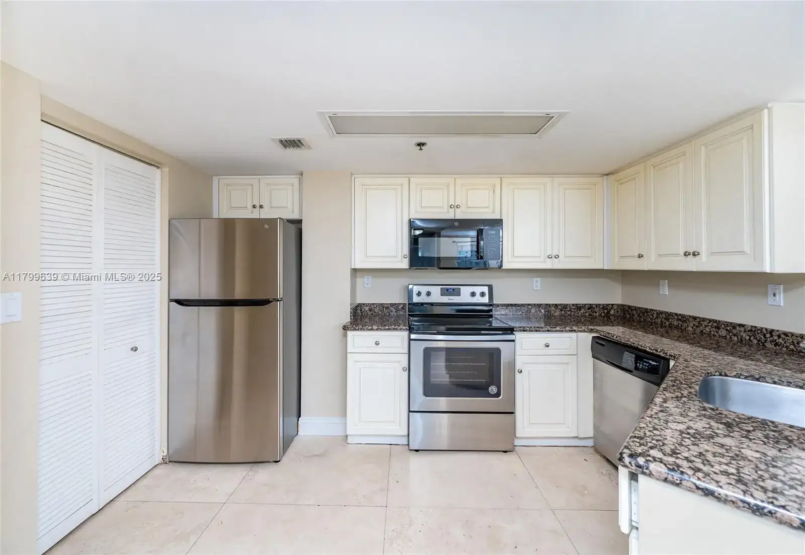 2351 Douglas Rd # 607, Miami FL 33145 photo 4