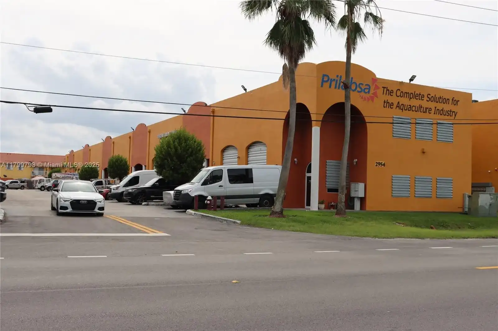 2970 W 84th St # 6, Hialeah FL 33018