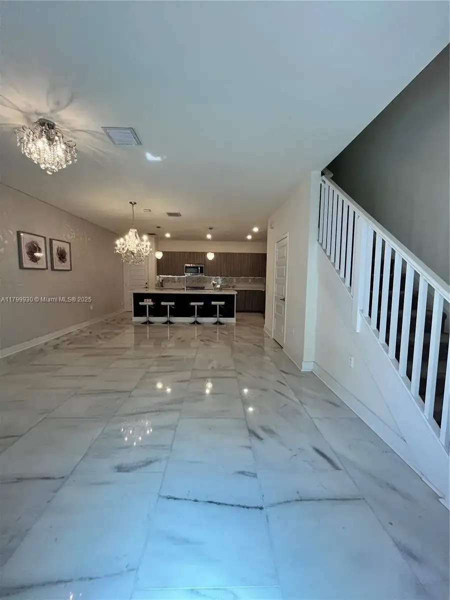 4745 NW 83rd Pkwy, Doral FL 33166 photo 4