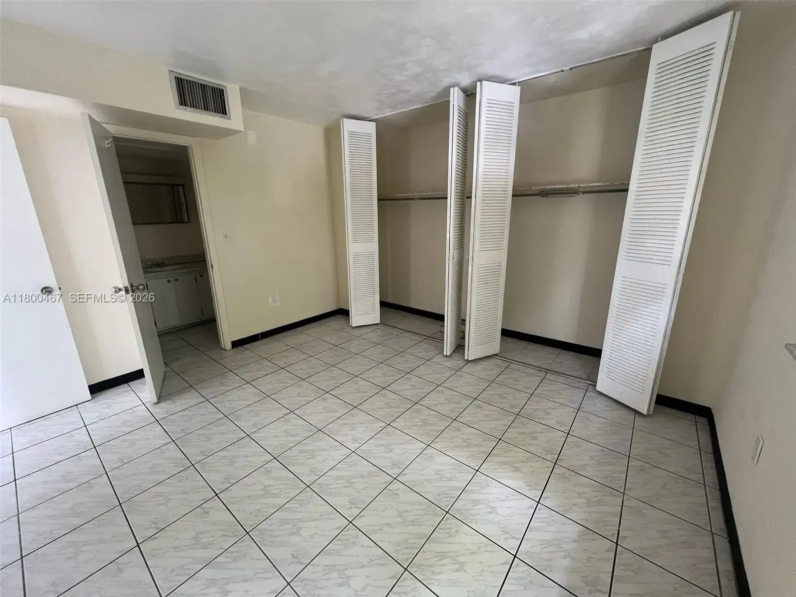 7125 Dickens Ave # 4, Miami Beach FL 33141 photo 3