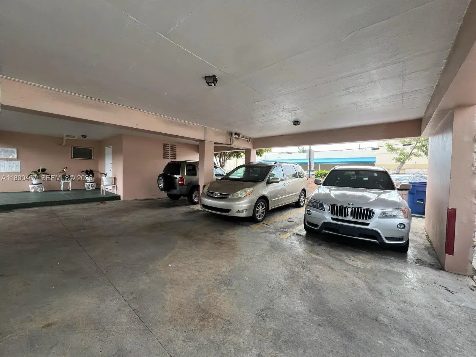 7125 Dickens Ave # 4, Miami Beach FL 33141