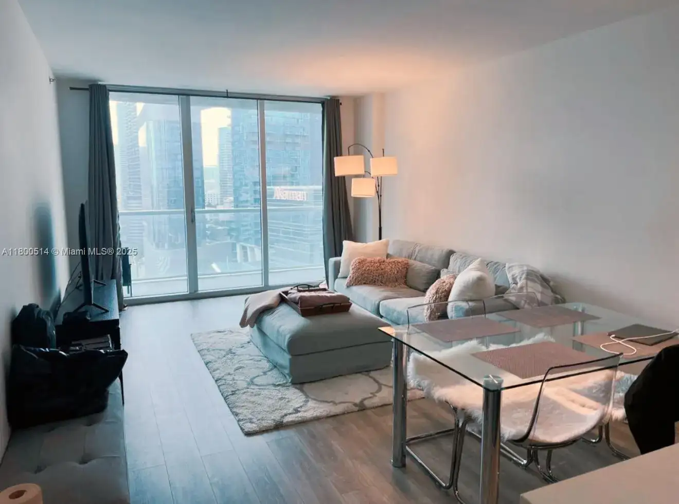 55 SE 6th St # 2304, Miami FL 33131 photo 4