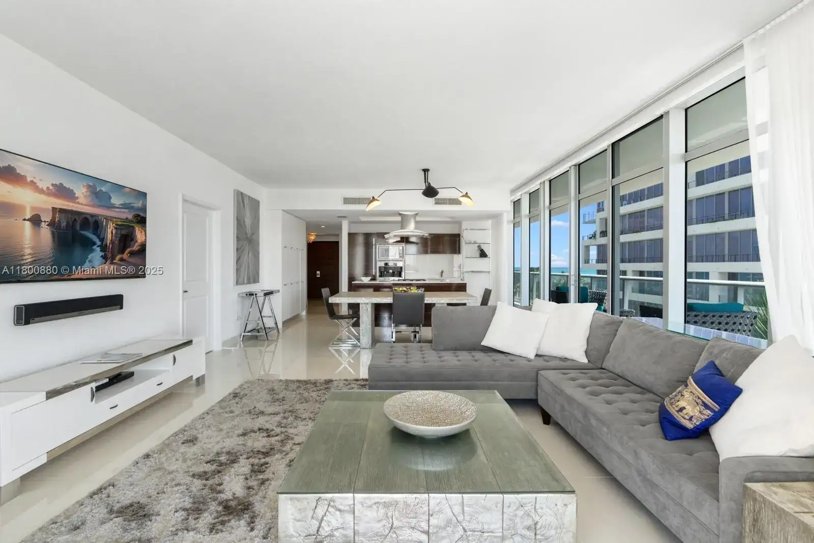 3737 Collins Ave # 503, Miami Beach FL 33140 photo 2
