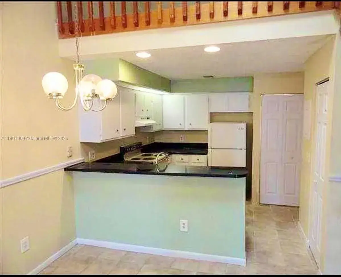 2058 Winners Cir, North Lauderdale FL 33068