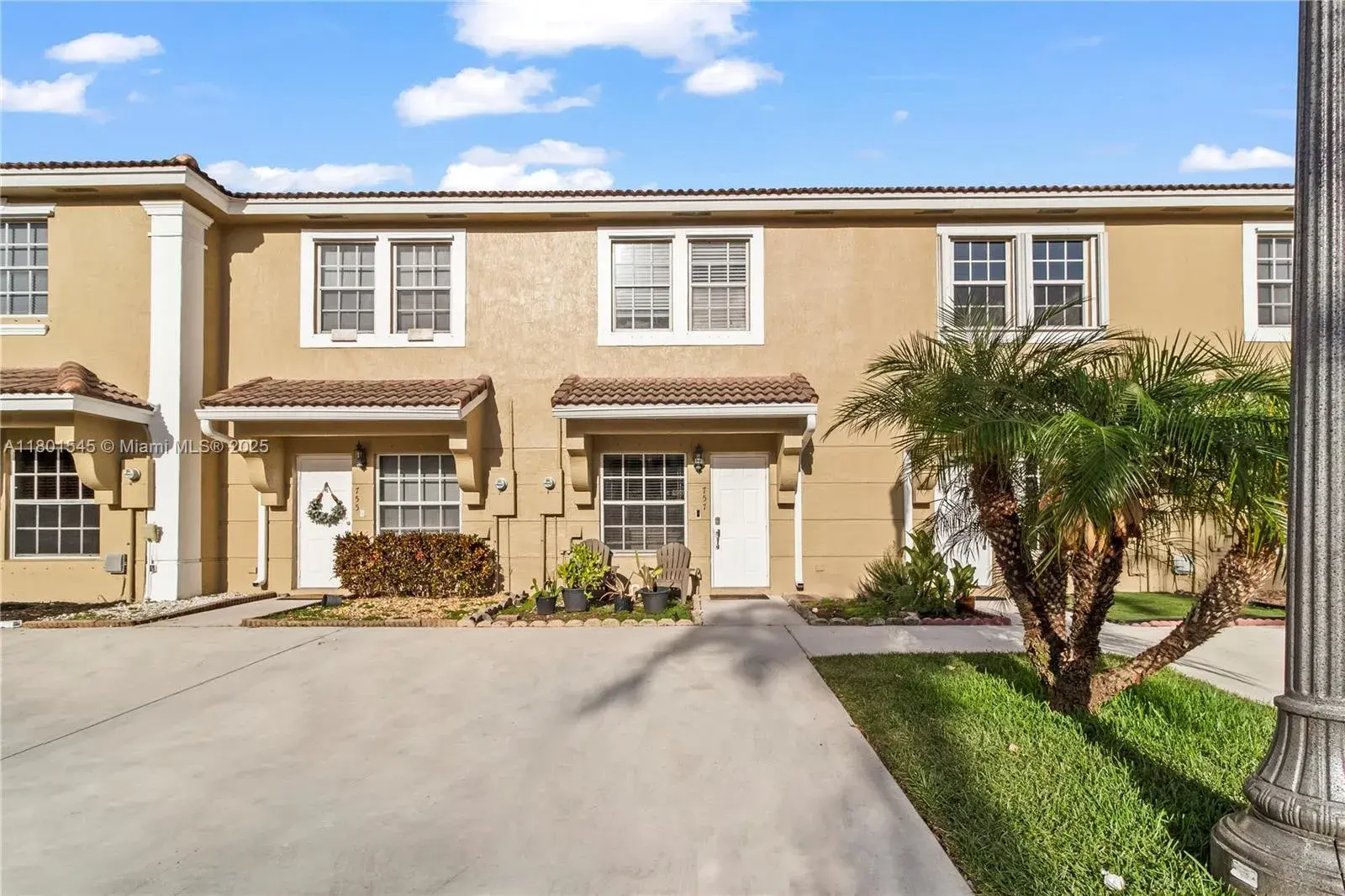 757 SW 122nd Terrace # 757, Pembroke Pines FL 33025