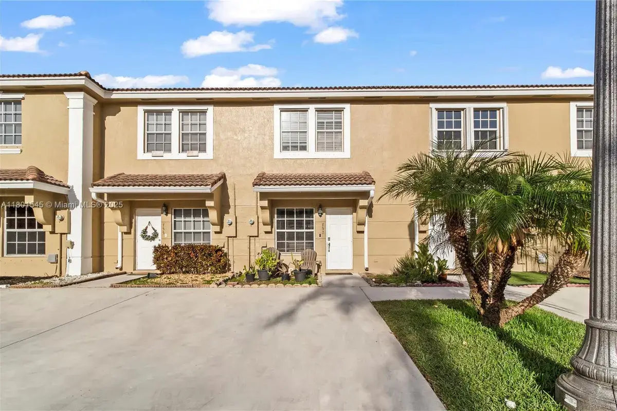 757 SW 122nd Terrace # 757, Pembroke Pines FL 33025