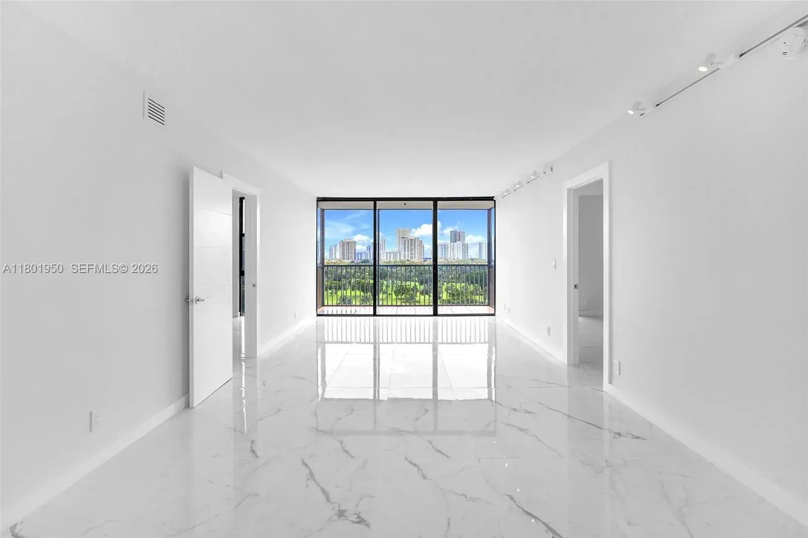 20335 W Country Club Dr # 1108, Aventura FL 33180