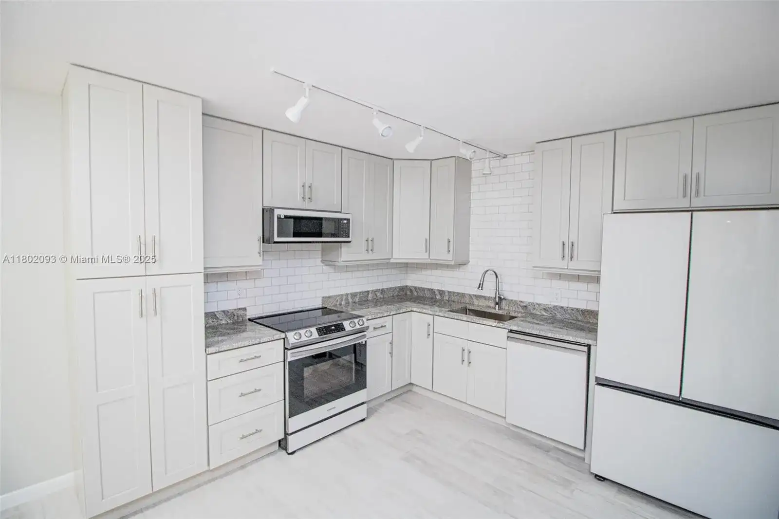 1410 14th Ter # 1410, Palm Beach Gardens FL 33418 photo 4