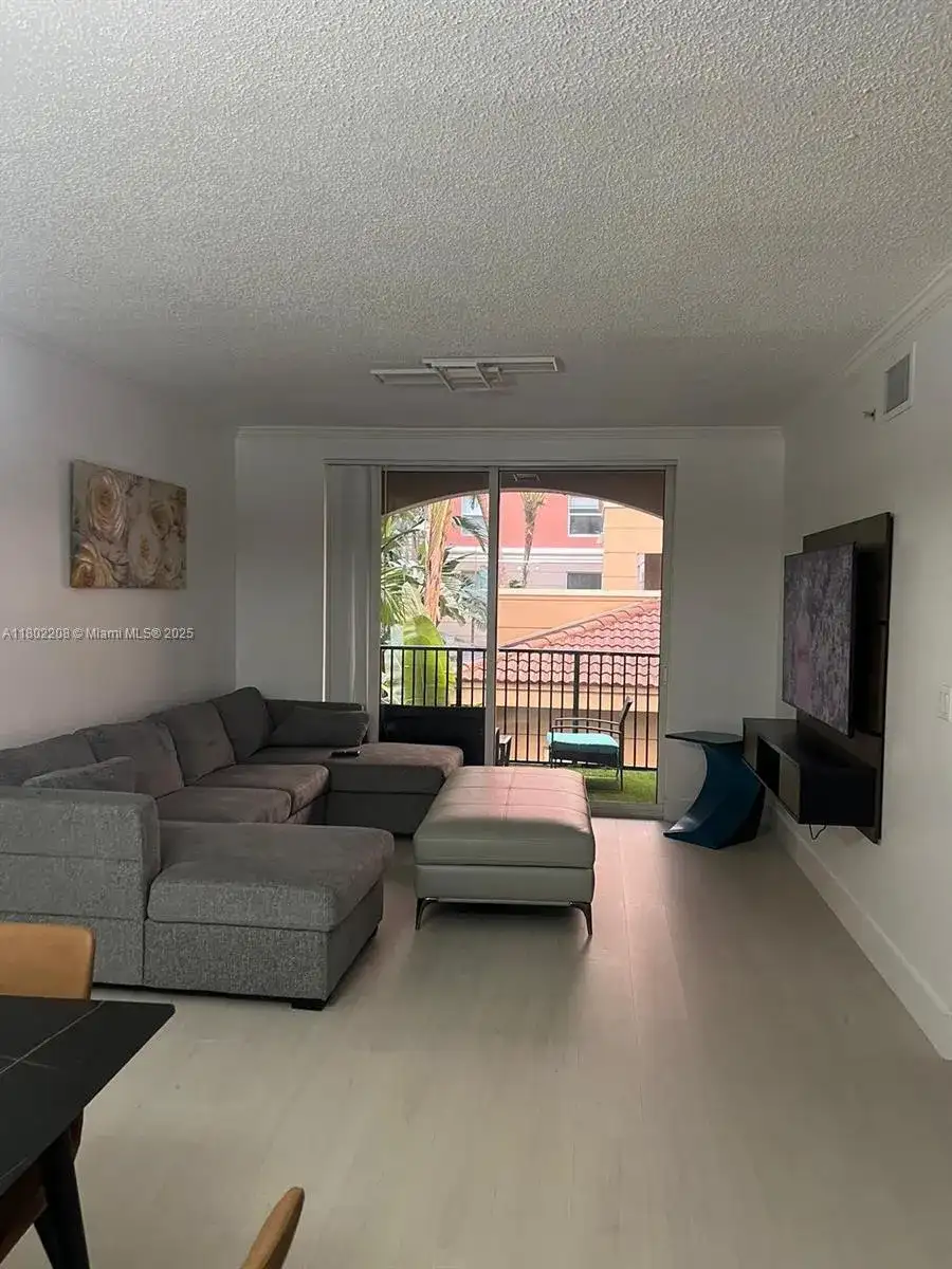 17150 N Bay Rd # 2218, Sunny Isles Beach FL 33160 photo 2