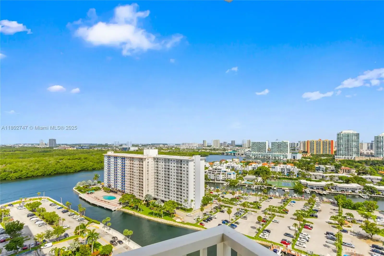 300 Bayview Dr # 210, Sunny Isles Beach FL 33160 photo 4