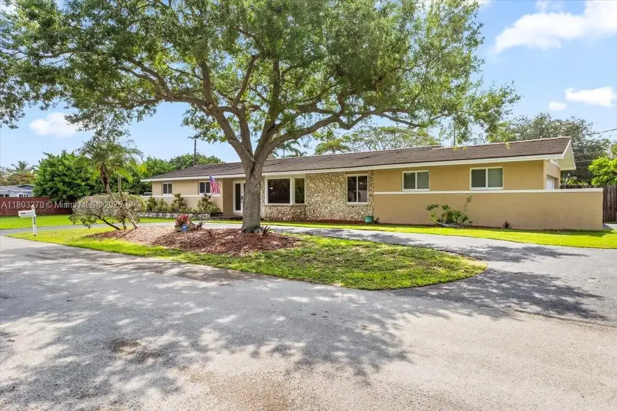9750 SW 143rd Dr, Miami FL 33176 photo 5