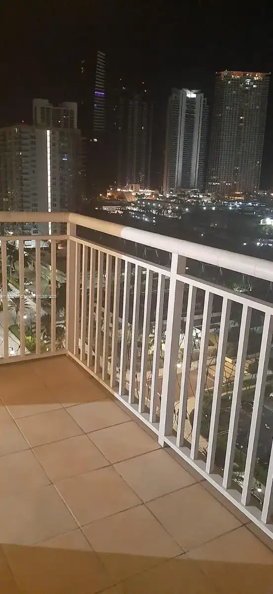 251 174th St # 1711, Sunny Isles Beach FL 33160 photo 3