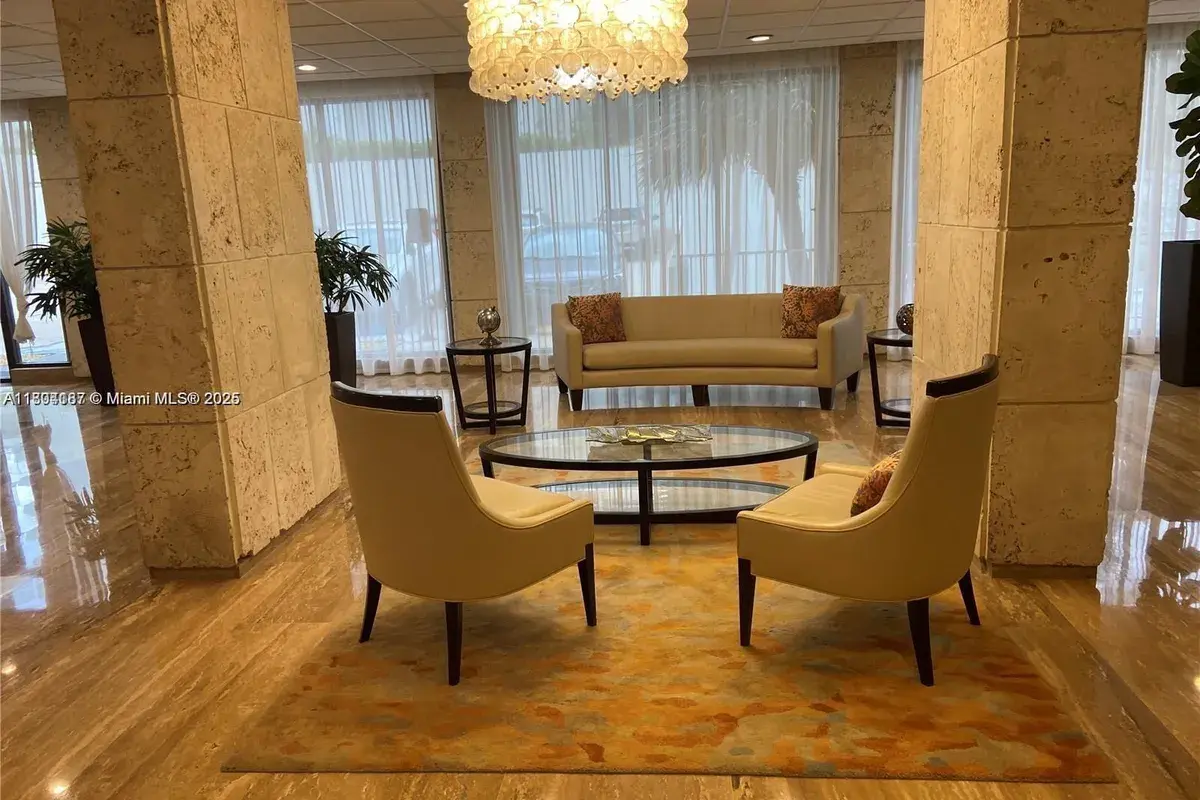 1980 S Ocean Dr # 2B, Hallandale Beach FL 33009