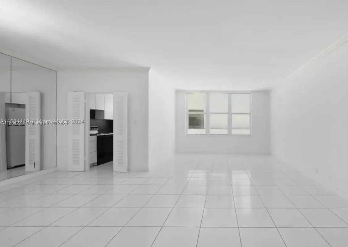 4747 Collins Ave # 207, Miami Beach FL 33140