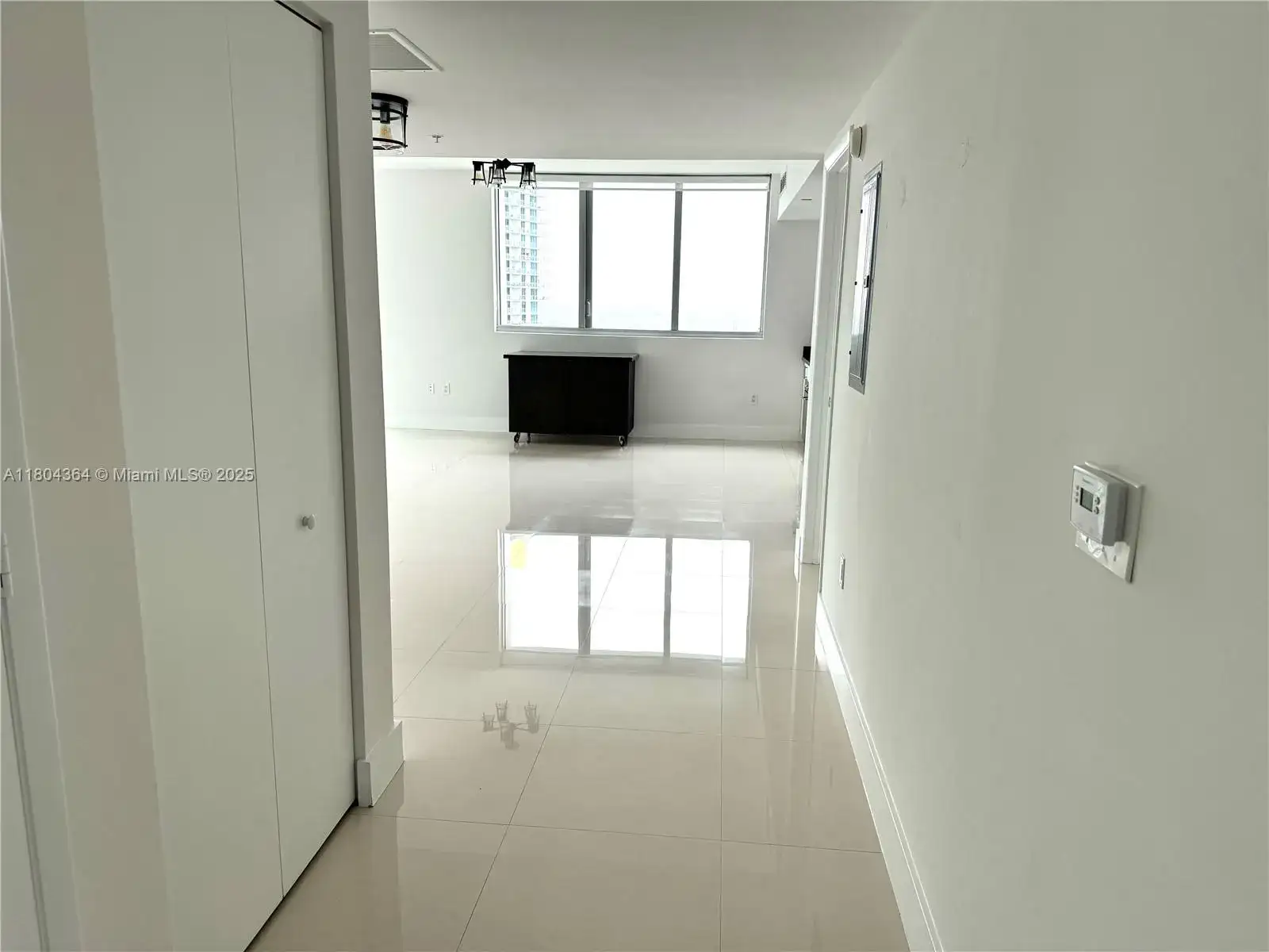 92 SW 3rd St # 1605, Miami FL 33130 photo 2