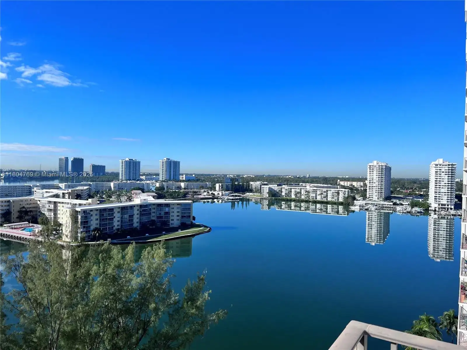 18151 NE 31st Ct # 1505, Aventura FL 33160 photo 2