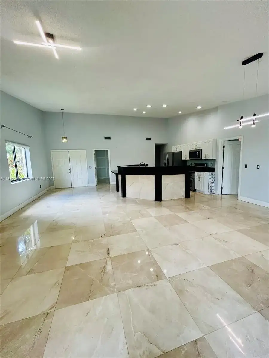 3480 Torremolinos Ave # 33, Doral FL 33178 photo 2