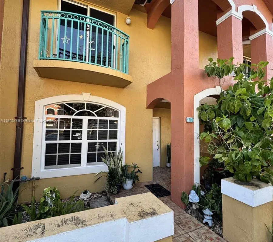 7005 NW 173rd Dr # 1702, Hialeah FL 33015