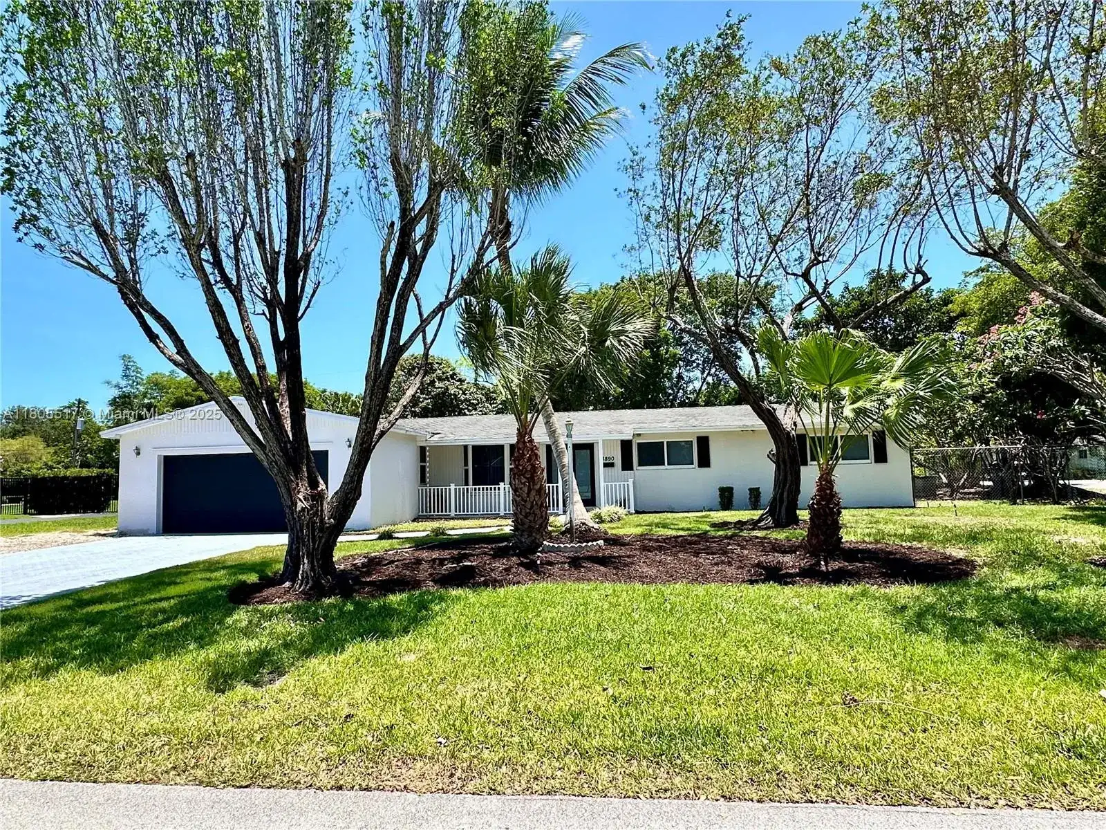 8890 SW 155th Ter, Palmetto Bay FL 33157 photo 4