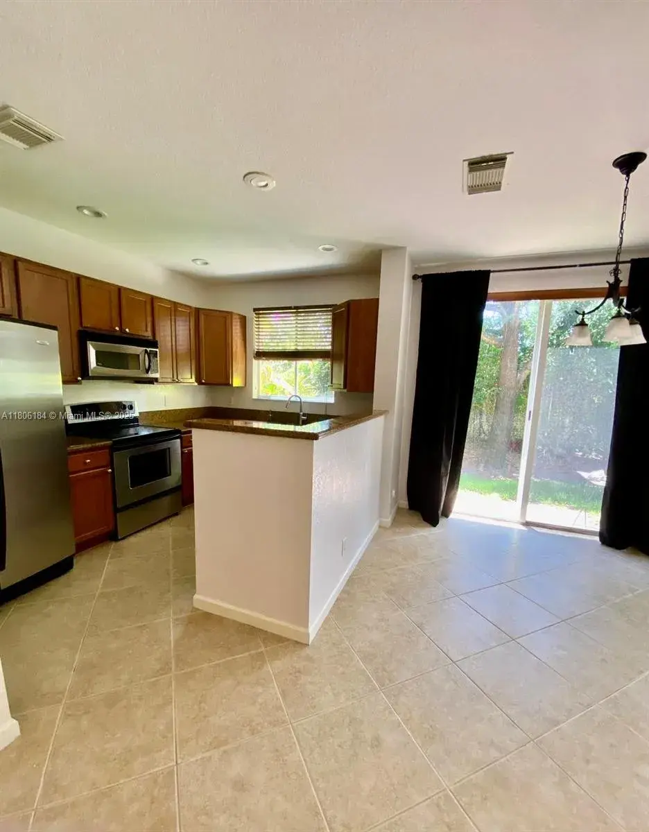 1802 Sonrisa St # 1802, Riviera Beach FL 33404