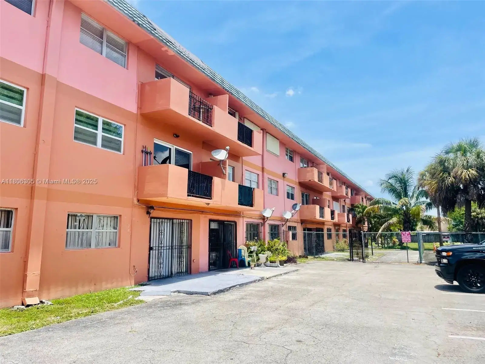 17101 NW 57th Ave # 314, Miami Gardens FL 33055 photo 2