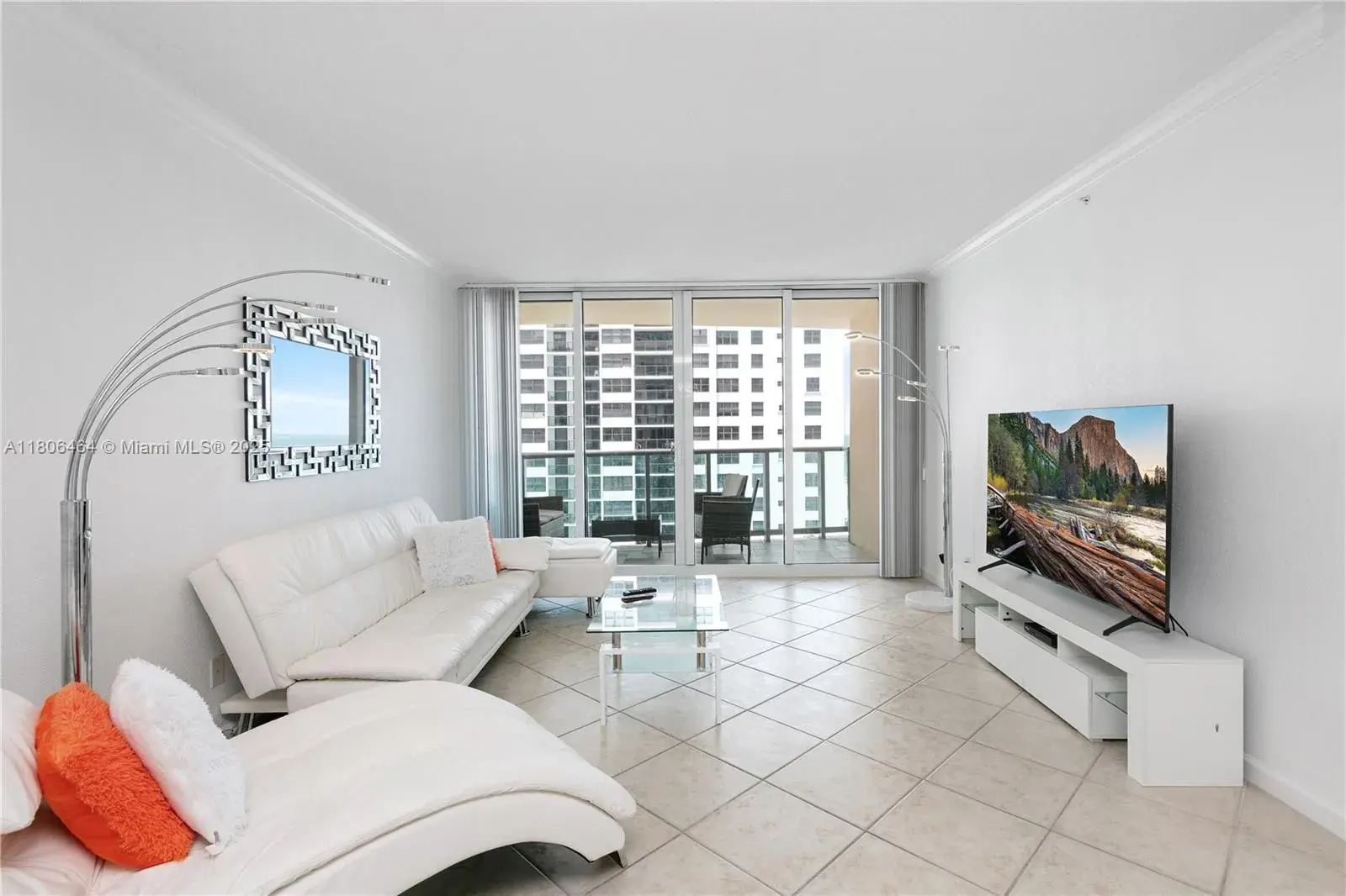 2501 S Ocean Dr # 1008, Hollywood FL 33019
