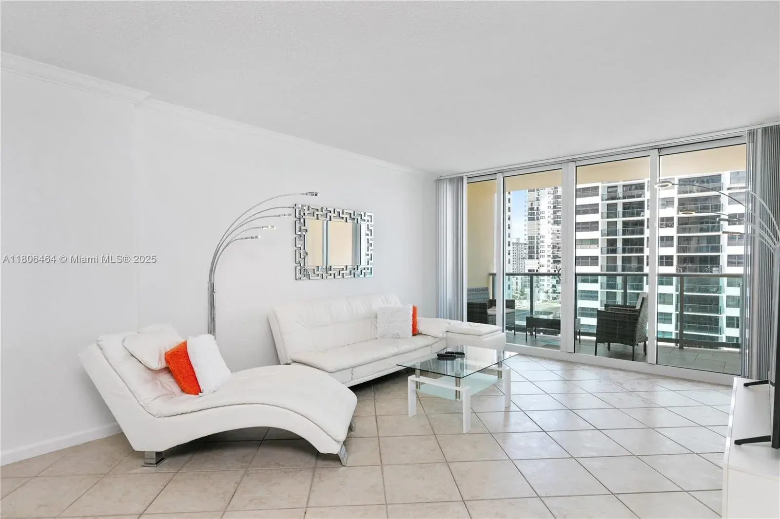 2501 S Ocean Dr # 1008, Hollywood FL 33019