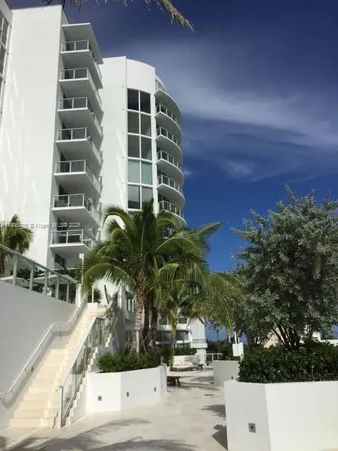 401 N Birch Rd # 505, Fort Lauderdale FL 33304