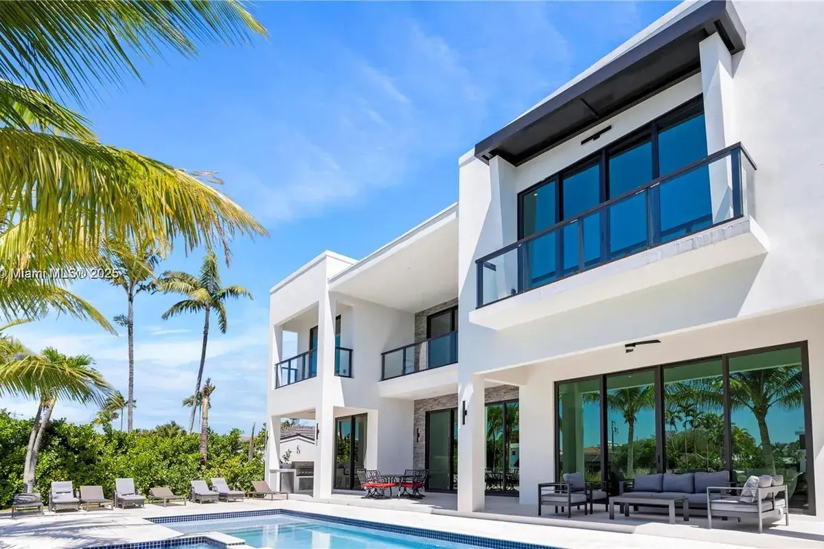 12710 Maple Rd, North Miami FL 33181