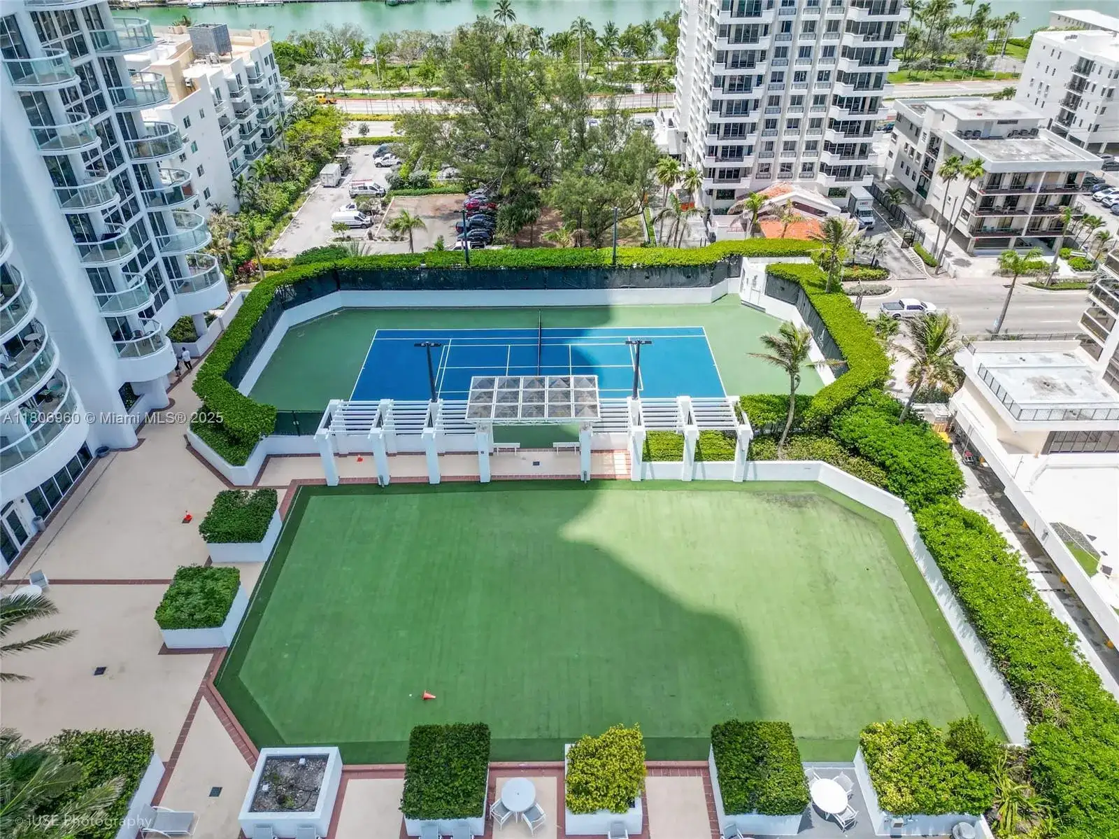 6365 Collins Ave # 2206, Miami Beach FL 33141 photo 3