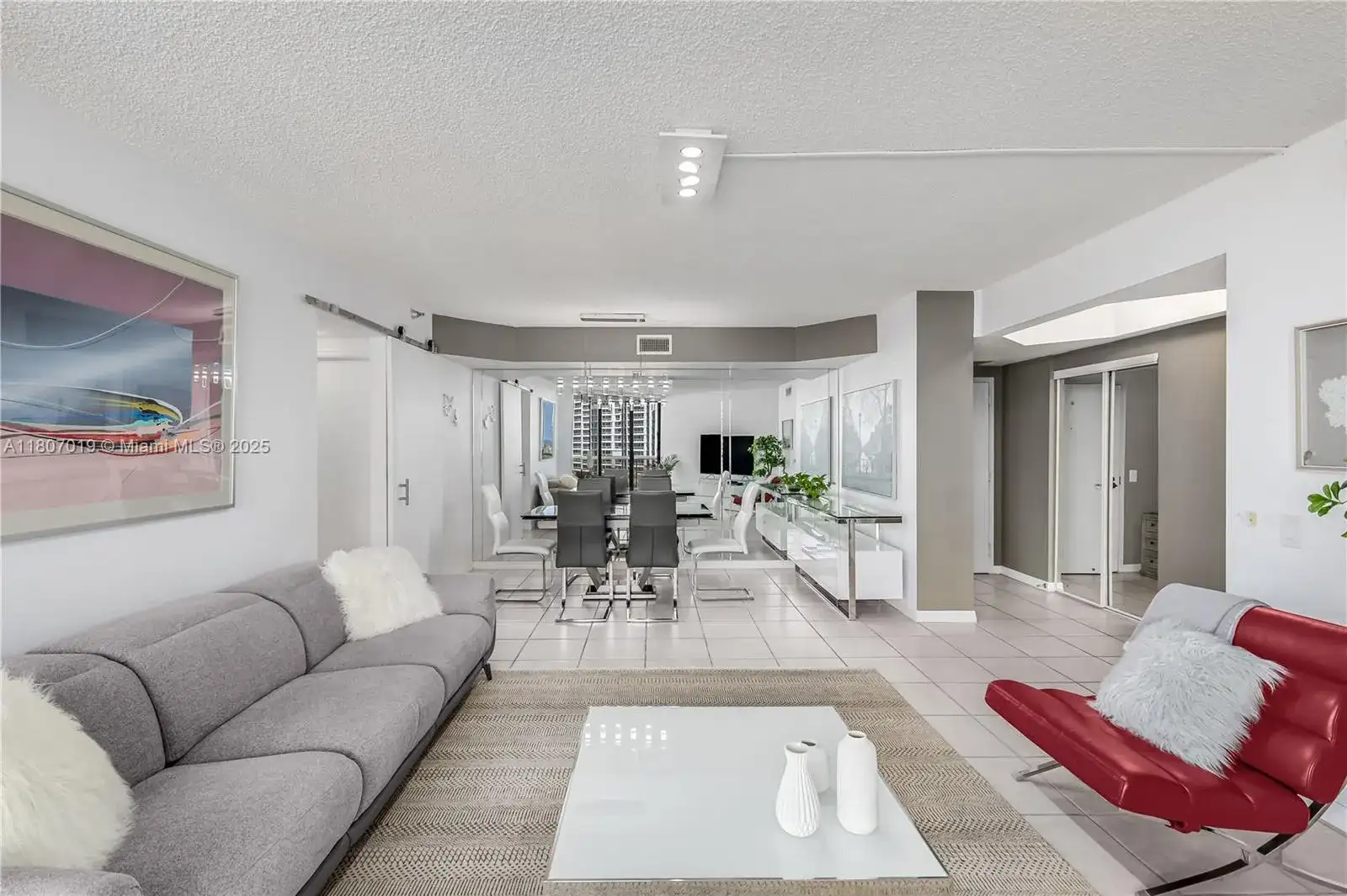 3610 Yacht Club Dr # 1005, Aventura FL 33180 photo 5