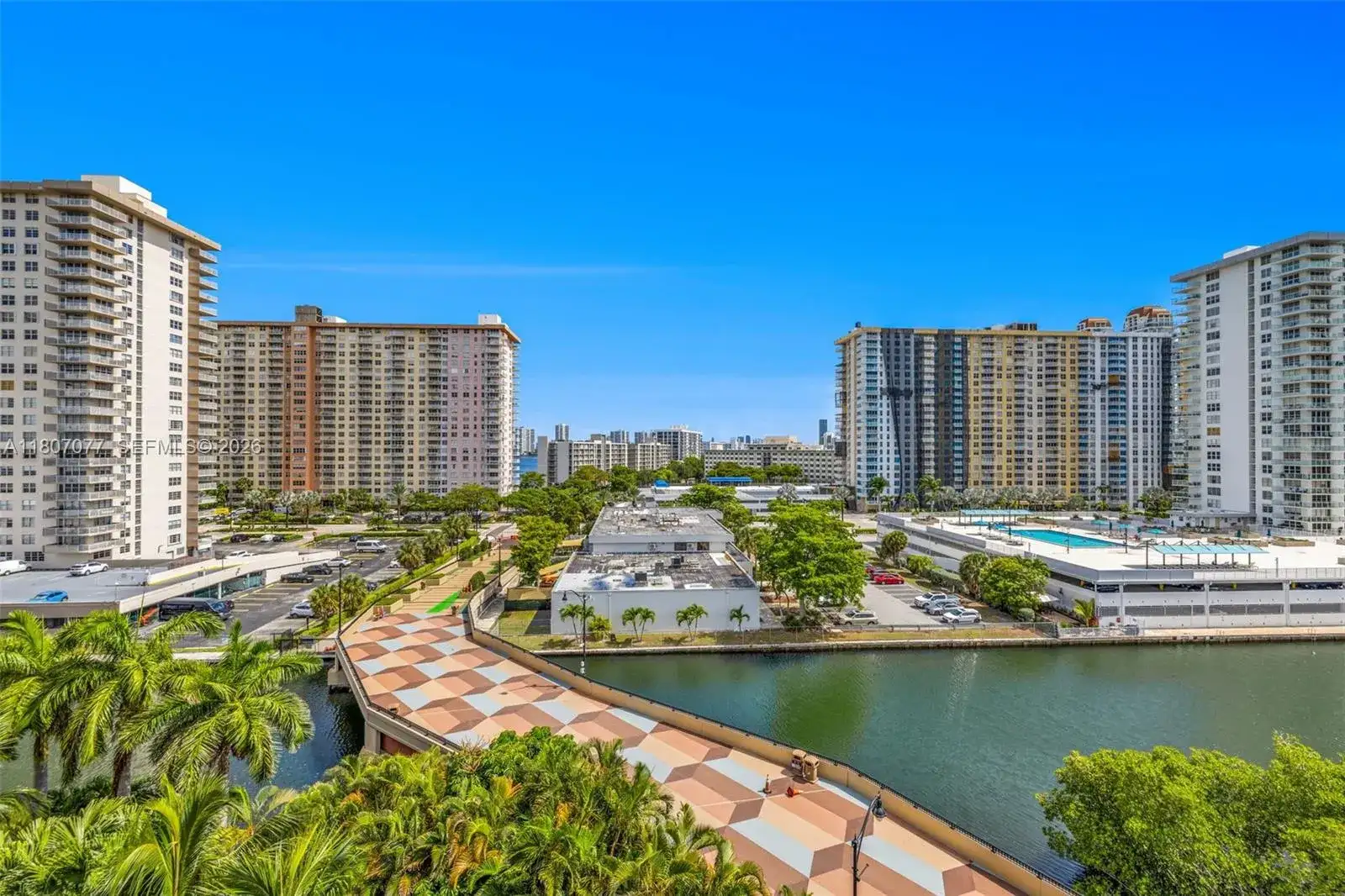 17150 N Bay Rd # 2814, Sunny Isles Beach FL 33160 photo 2