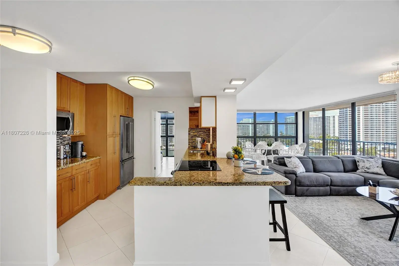 200 Leslie Dr # 1031, Hallandale Beach FL 33009