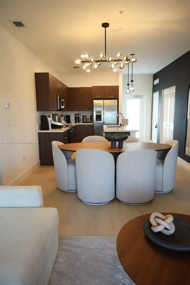 8201 NW 41st St # 402, Doral FL 33166 photo 3