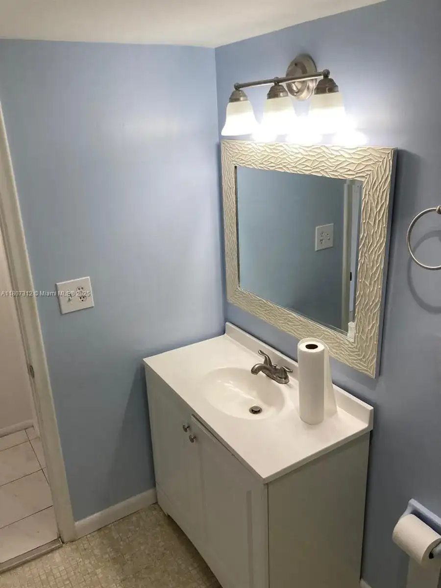 3703 NE 166th St # 905, North Miami Beach FL 33160 photo 2