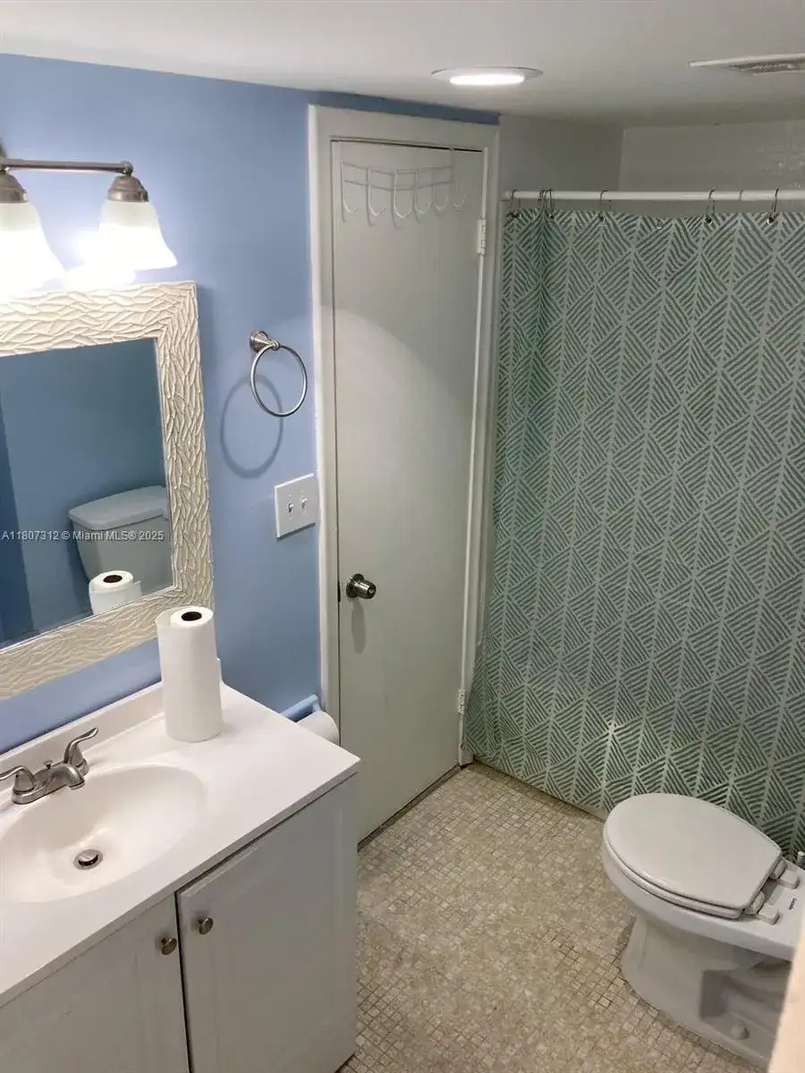 3703 NE 166th St # 905, North Miami Beach FL 33160 photo 5