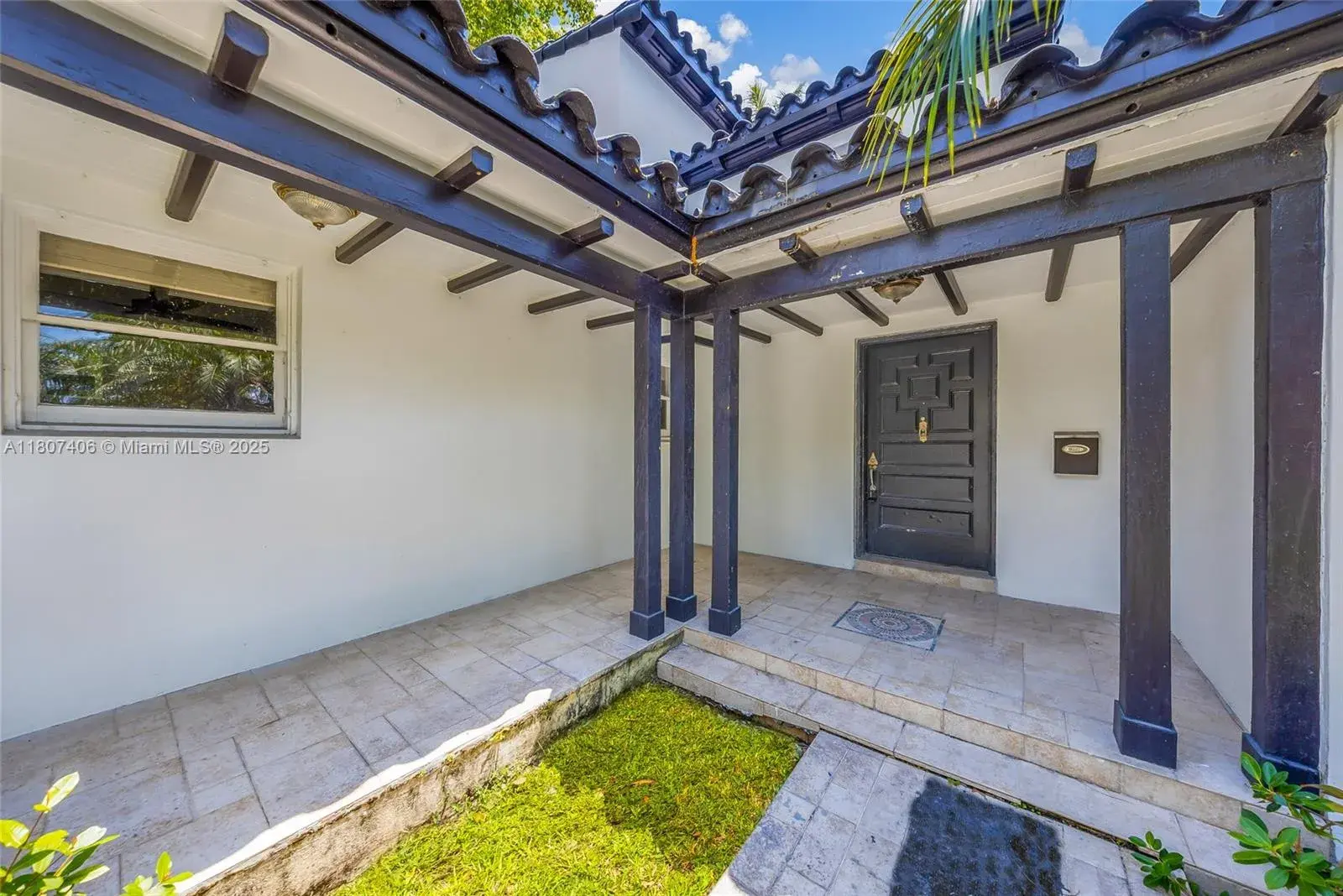 5757 Alton Rd, Miami Beach FL 33140