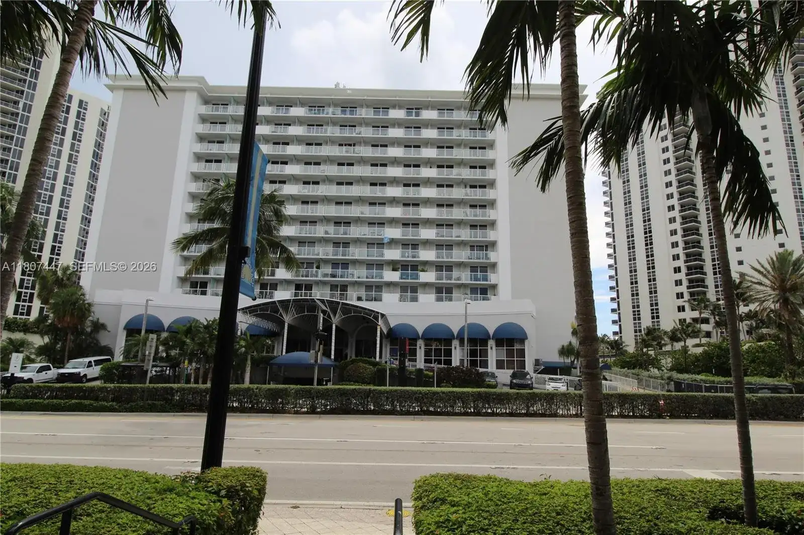 19201 Collins Ave # 714, Sunny Isles Beach FL 33160 photo 3
