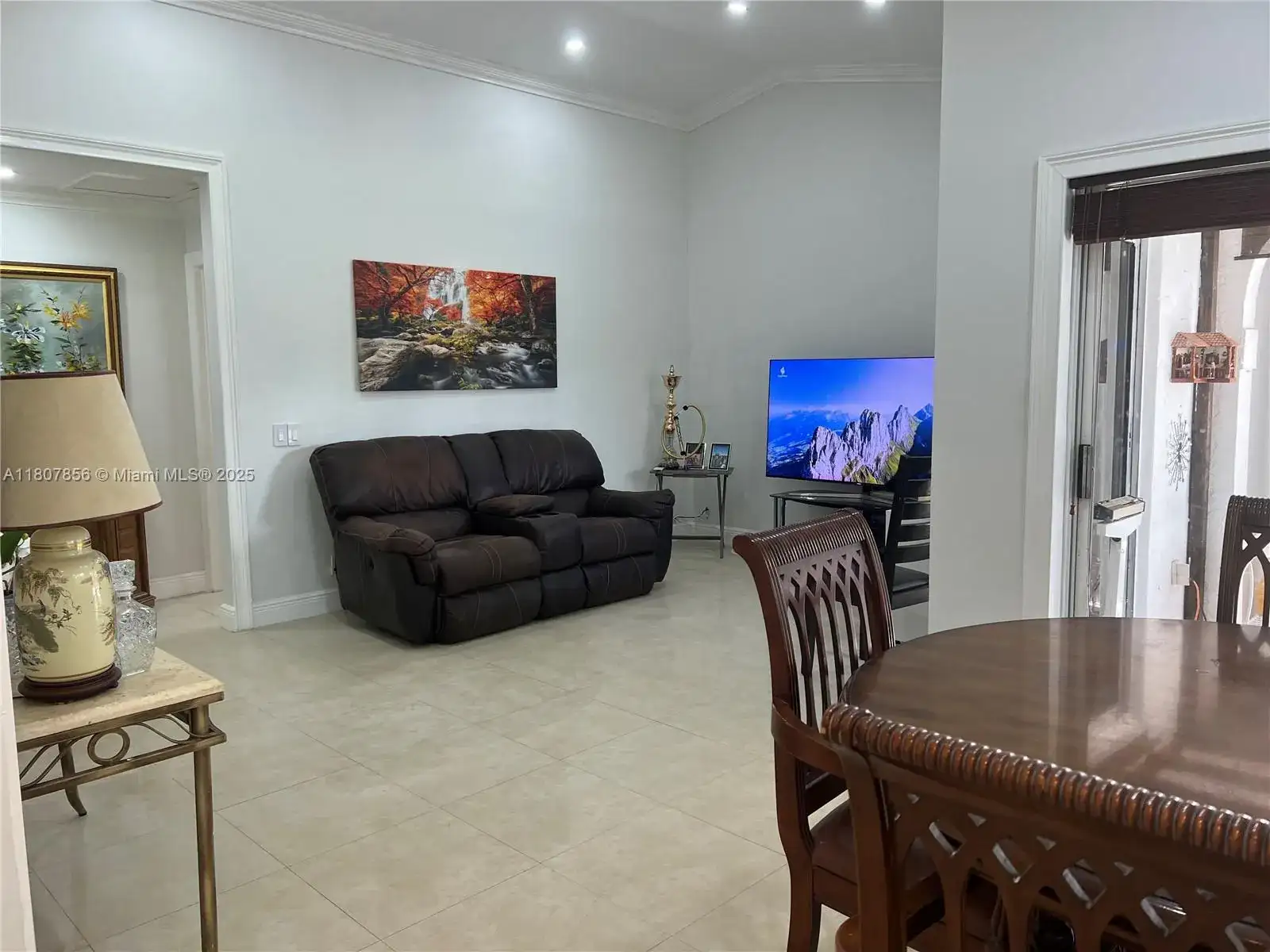 1544 Springside Dr, Weston FL 33326 photo 2