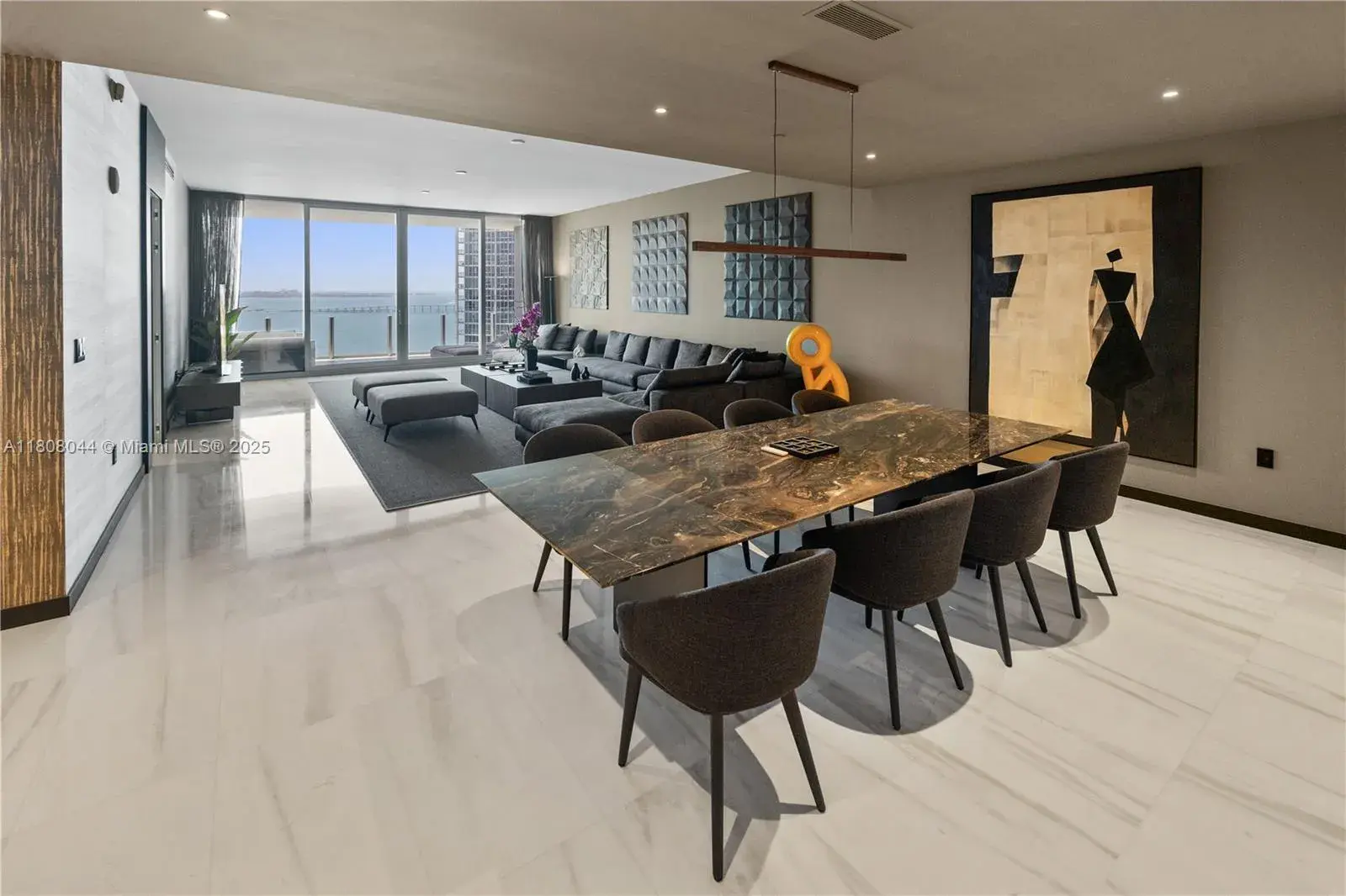 300 Biscayne Blvd Way # 3104, Miami FL 33131