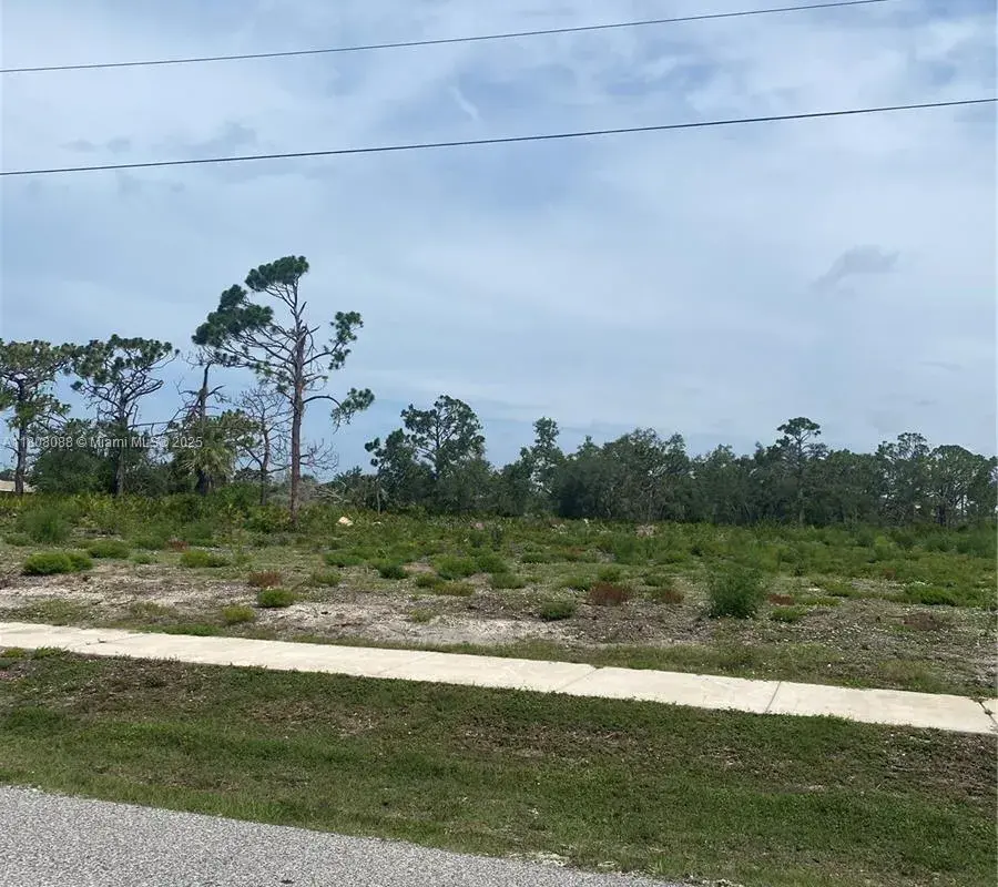 23 ROTONDA PLPz, Other City - In The State Of Florida FL 33947