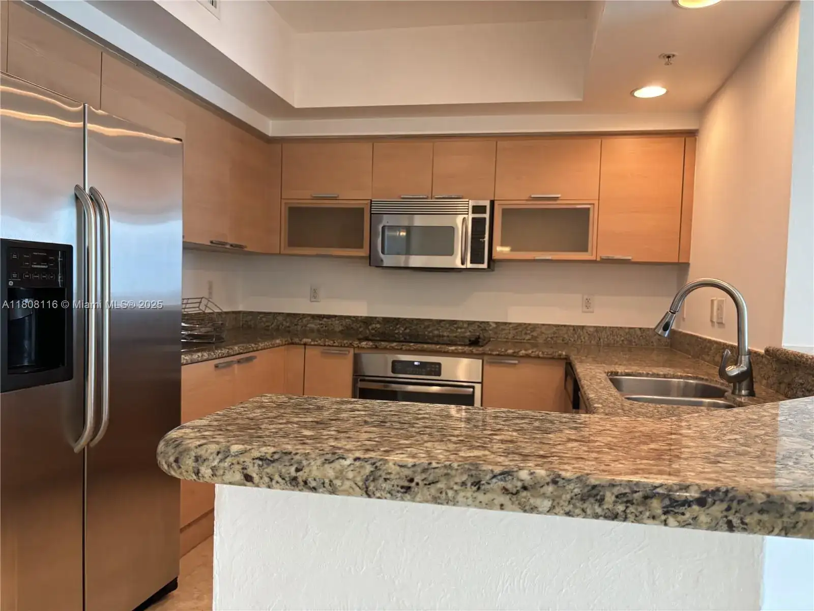 15051 Royal Oaks Ln # 1604, North Miami FL 33181 photo 4