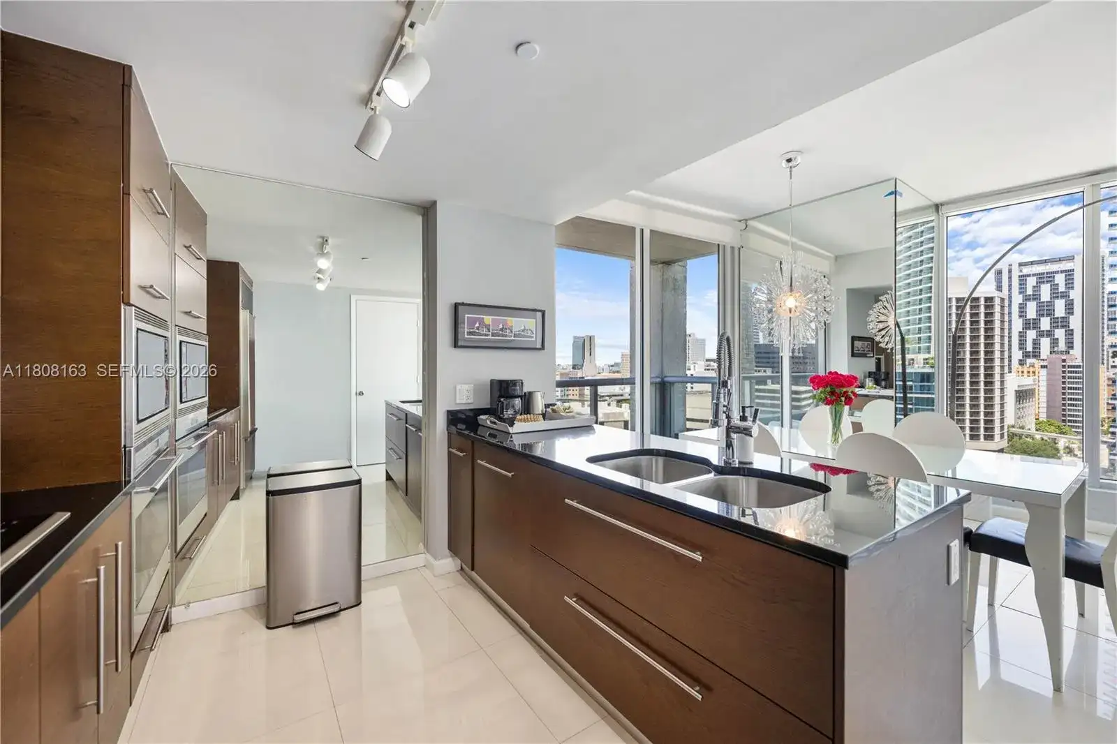 485 Brickell Ave # 1604, Miami FL 33131 photo 5