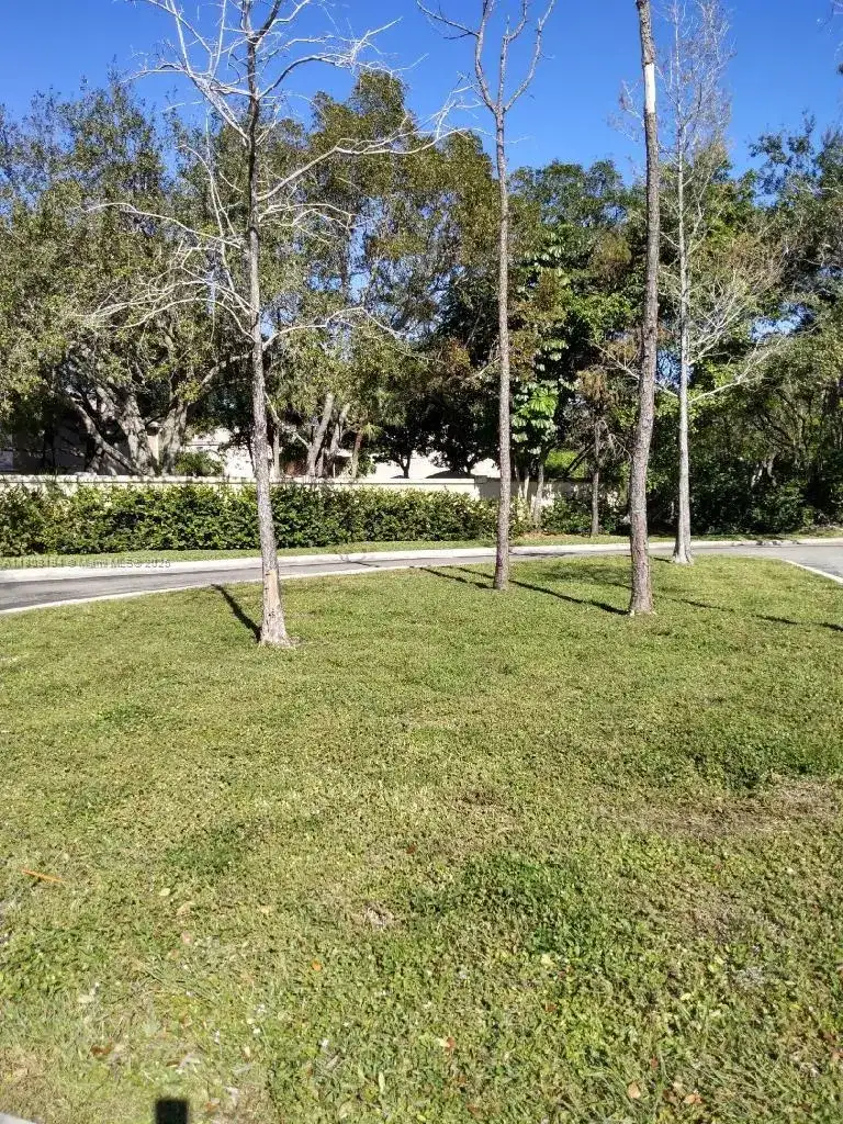8191 Wiles Rd, Coral Springs FL 33067 photo 3