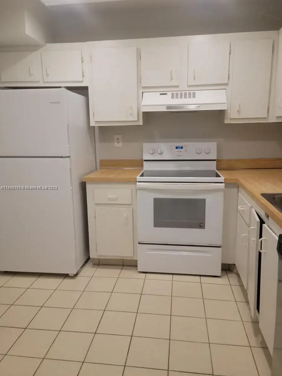 1800 SW 81st Ave # 1105, North Lauderdale FL 33068 photo 5